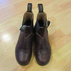 Blundstone boots (redwood)